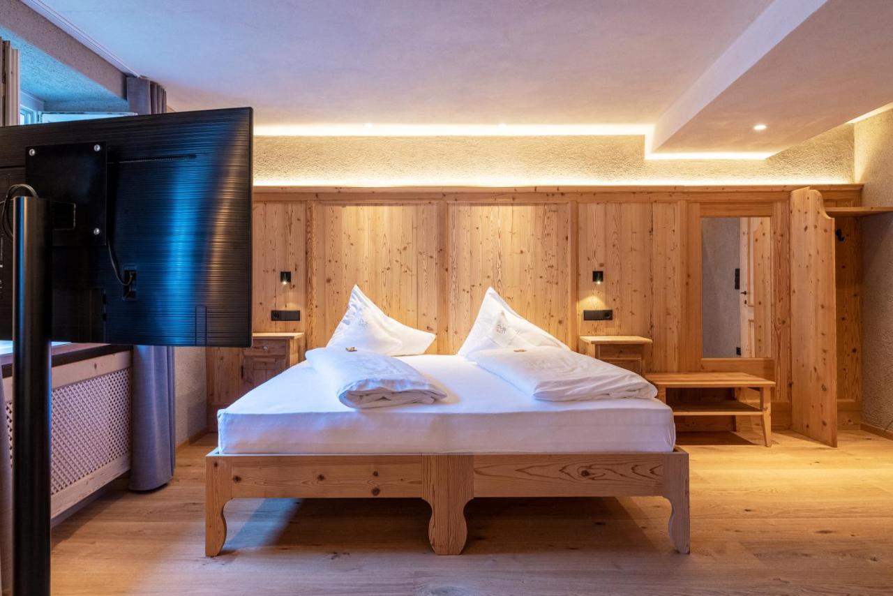 Hotel Goldenes Roessl-Adults Only Bressanone Esterno foto