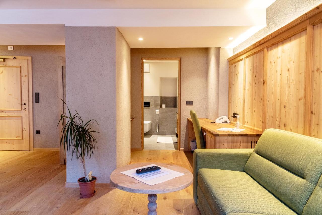 Hotel Goldenes Roessl-Adults Only Bressanone Esterno foto