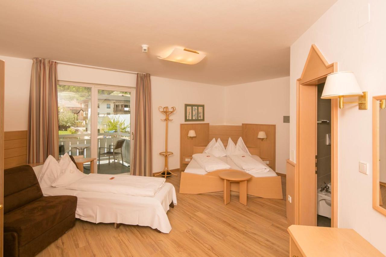 Hotel Goldenes Roessl-Adults Only Bressanone Esterno foto