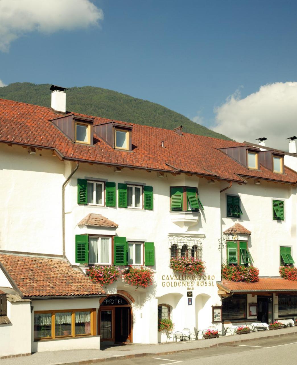 Hotel Goldenes Roessl-Adults Only Bressanone Esterno foto