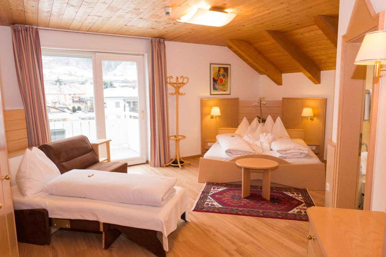 Hotel Goldenes Roessl-Adults Only Bressanone Esterno foto